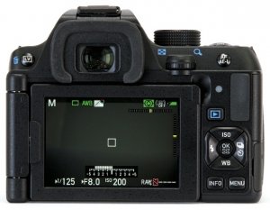 Cận cảnh nút bấm của Pentax K-70-Máy ảnh DSLR