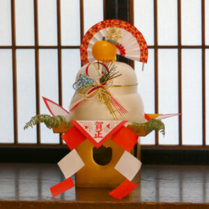Bánh Kagami mochi trang trí ngày tết 