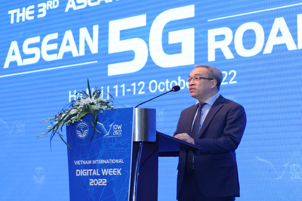 Thứ trưởng Bộ Thông tin và Truyền thông Phan Tâm phát biểu tại Hội nghị ASEAN về công nghệ 5G