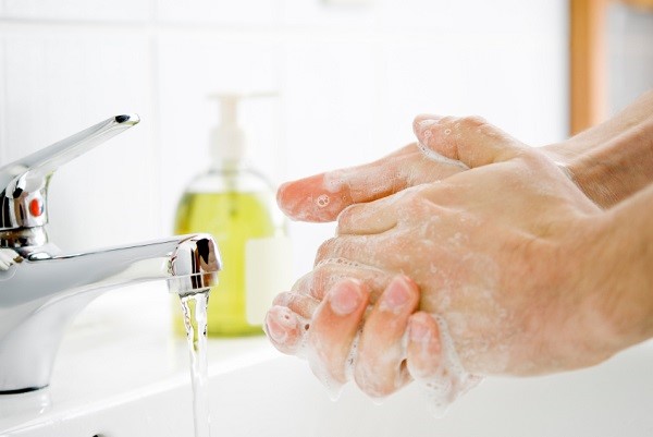 Thói quen rửa tay thường xuyên
