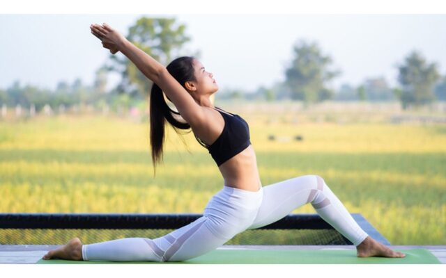 Yoga giúp cơ thể thư giãn và giảm stress