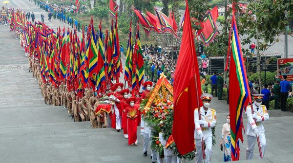 Lễ hội Đền Hùng