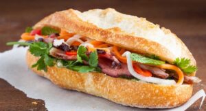 Banh-mi-Huong-vi-cua-van-hoa-Viet-Nam