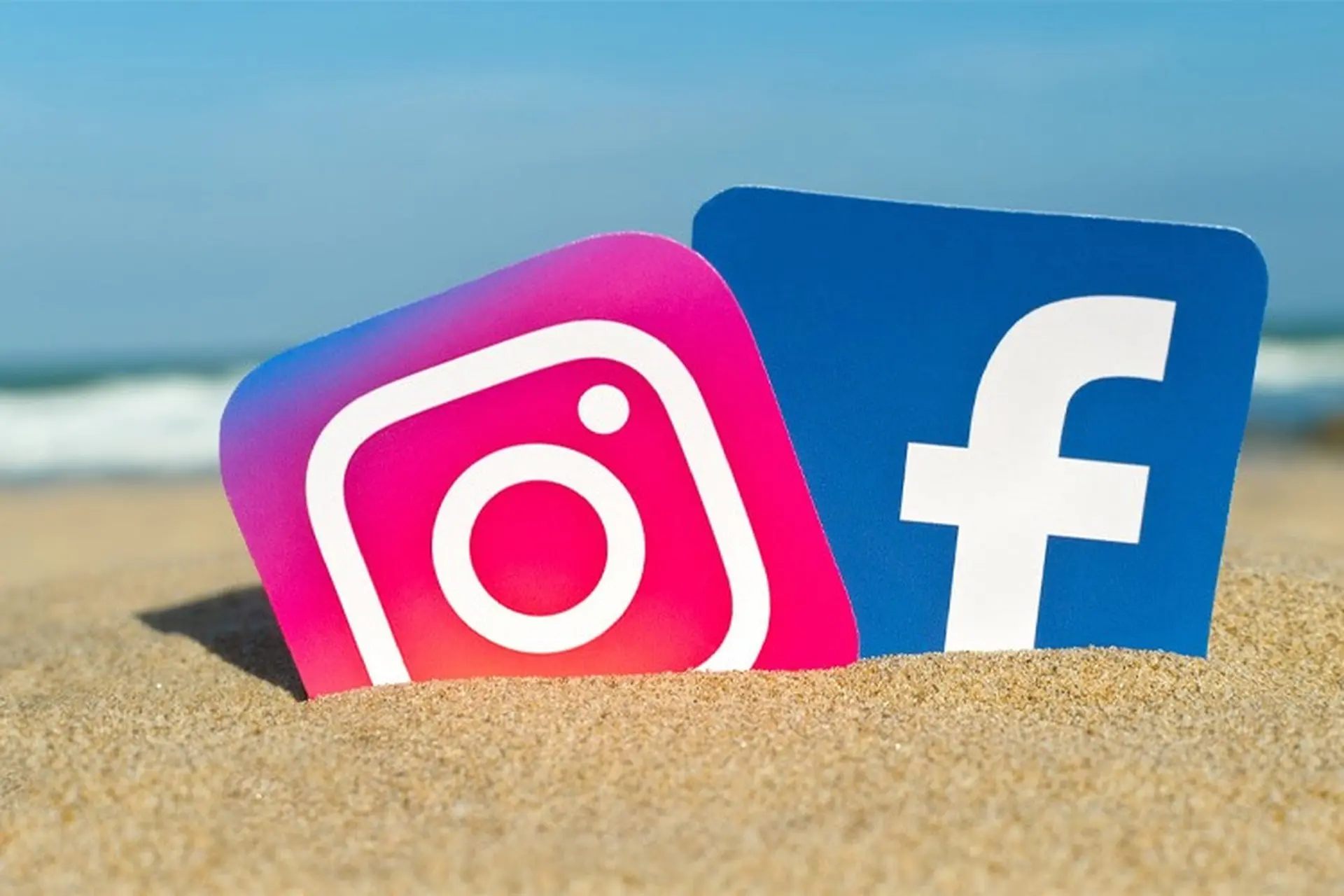 so sánh giữa instagram và facebook