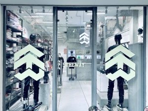 Cửa hàng 5TheWay với nhiều items đẹp mắt - local brand