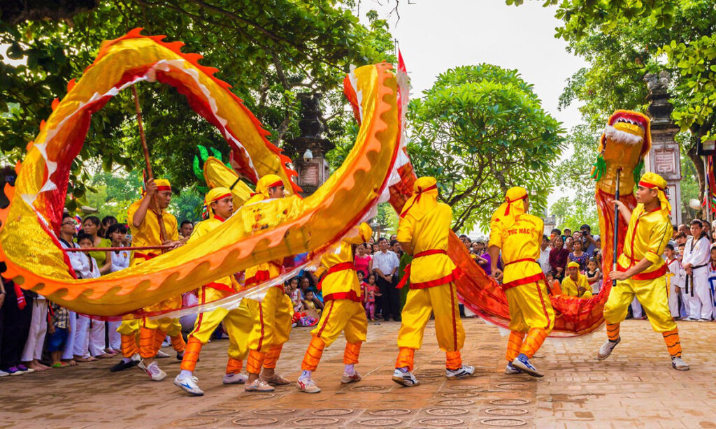 Lễ hội truyền thống nổi tiếng nhất Việt nam
